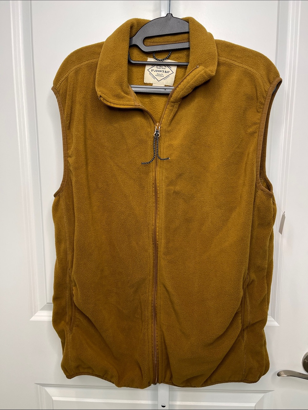 St. John's Bay Mustard Fleece Zip Vest Men’s Medium